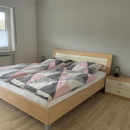 Ferienwohnung Dieblich Bagian luar foto